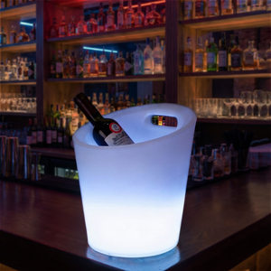 Cubo de Hielo de Plástico Impermeable de 5L con Luz LED RGB Recargable, Doble Pared, para Bar, Ambiente Festivo, Fiestas, Certificado CE, Duradero - Product Image 6