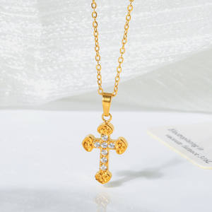 핫 세일 클래식 럭셔리 패션 사용자 정의 절대 퇴색 보석 18K 골드 도금 투명 지르콘 크로스 펜던트 목걸이 - Product Image 4