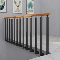 Garde-corps de sécurité domestique de luxe à montage latéral, design moderne, en fer forgé, pour balcons et escaliers de grenier et de villa