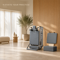 Machine de Pilates Reformer Pliable Personnalisable pour Studio, en Aluminium Blanc et Noir, Reformer Commercial Pliant, Lit de Pilates pour le Renforcement du Tronc