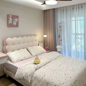 Lit de repos moderne minimaliste en bois massif couleur crème |   Coussin confortable et réglable en coton, design rond, taille standard, pour chambre de filles - Product Image 6