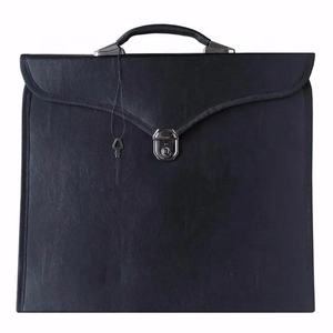 Delantal de cuero azul Master Mason con técnicas bordadas Tipo de insignia cosida Característica magnética Masonic Regalia Case - Product Image 4