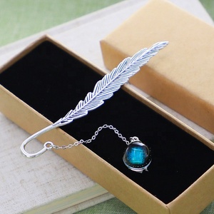 Marcapáginas luminoso de plumas de Metal de 12 Constelaciones, personalizado, regalo para estudiante, regalos creativos <span class=keywords><strong>y</strong></span> sociales, caja de regalo - Product Image 3