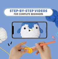 Kit de bricolage pour débutants pour enfants ou amis, comprenant un sac à poupée au crochet, du fil, un crochet, des accessoires, un pingouin en peluche en coton