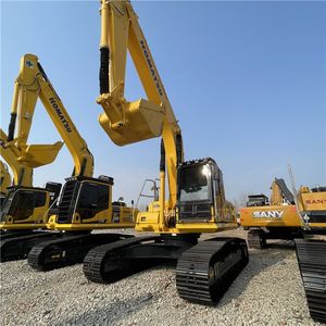 Excavadora Usada Komatsu PC240LC-8 Modelo 2023, 24 Toneladas, Capacidad de Cucharón de 1.2m, Bomba Hidráulica Original, Potencia de 125KW, Residencial - Product Image 1