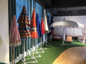Toldo de sombrilla de playa con precio al por mayor, fácil de configurar y desmontar, tienda de playa de cabaña con bolsillos de arena, refugio solar instantáneo - Product Image 5