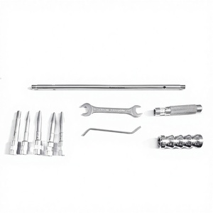 Juego Básico de Laparotomía - Instrumentos Quirúrgicos de Acero Inoxidable, Autoclavables Manualmente, Juego de Instrumentos de Alta Calidad con Certificación CE - Product Image 1