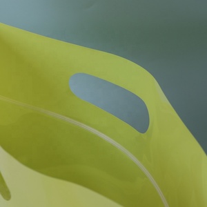 Sacs Ziplock givrés personnalisés avec logo, poignée et valve – Matériau CPE recyclable pour l'emballage de t-shirts, chaussettes et chaussures (taille personnalisée) - Product Image 3