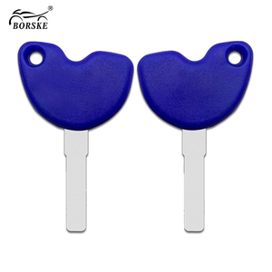 Accesorio de repuesto para motocicleta, llave de Motocicleta sin cortar en blanco, longitud de 38mm, llave de embrión con Chip para VESPA Sprint Primavera 150 - Product Image 3