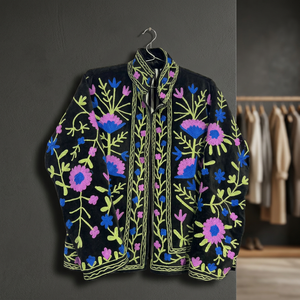 Veste en velours noir à col mandarin, broderie florale faite à la main, manches longues, manteau d'automne pour femme, style Prairie Chic, vente en gros de vestes - Product Image 3