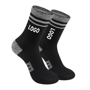 Chaussettes pour femmes en coton mélangé avec talon et bout renforcés, fabriquées à Taïwan, résistantes à l'usure, mi-mollet, durables, pour un usage quotidien - Product Image 1