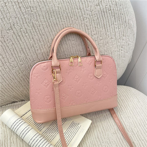 Sac bandoulière transfrontalier, décontracté et simple, idéal pour les trajets quotidiens. Un sac élégant et stylé à porter à l'épaule. - Product Image 3