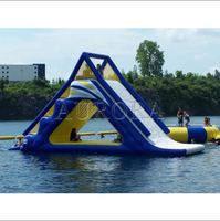 Monde flottant gonflable de l'eau de glissière gonflable de bateau de dock de parc aquatique de nouvelle conception