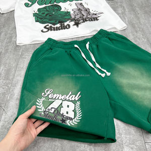 Ensemble de 2 pièces de streetwear premium : T-shirt graphique et short de créateur en coton épais, coupe ample, délavé à l'acide - Product Image 4