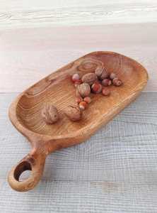 ถาดไม้เนื้อแข็งที่ทำด้วยมือสำหรับการให้บริการอาหารและเครื่องดื่มทนทานและมีสไตล์ที่สมบูรณ์แบบสำหรับการรับประทานอาหารในห้องครัวและการตกแต่งบ้าน - Product Image 4