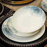 Service de table en porcelaine fine bleue, motif floral teinté à l'encre, avec bol et assiette, résistant à la haute température et au glaçure, pour la maison