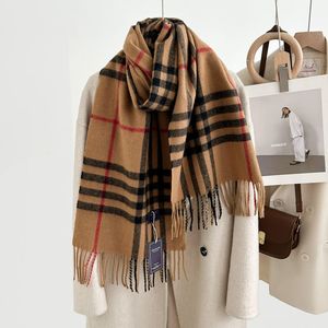 Écharpe en cachemire douce avec logo personnalisé, châle d'hiver en cachemire pour femmes, écharpe à carreaux, accessoire d'automne/hiver - Product Image 2