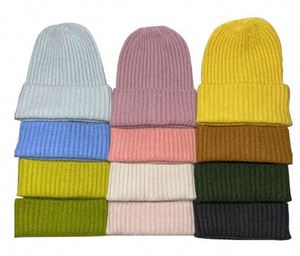 Gorro de Punto Personalizado para Invierno, con Logotipo Bordado, para Deportes y Actividades al Aire Libre - Product Image 2
