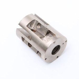 Pieza de Plástico POM Mecanizada por CNC, Cilíndrica, 300 mm de Diámetro, Alta Resistencia, Grado de Moldeo por Inyección - Product Image 1