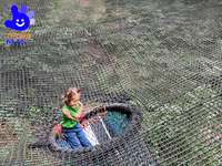 Parcours d'aventure extérieur en corde de nylon avec structure en acier sur mesure, résistant aux UV, en HDPE, équipement de parc pour jeux d'arbre