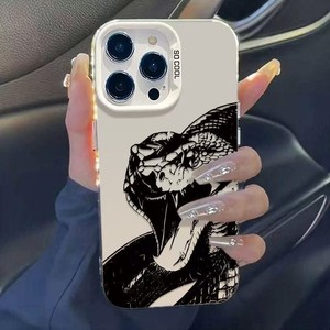 Custodia per telefono di lusso nera effetto serpente OEM di fabbrica per <span class=keywords><strong>iPhone</strong></span> 17 16 15 14 13 <span class=keywords><strong>12</strong></span> 11 Pro XR XS 7 8 Plus <span class=keywords><strong>MINI</strong></span> Y2K, cover posteriore opaca anti-caduta - Product Image 4