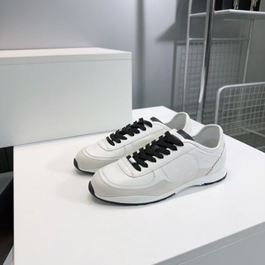 Zapatillas blancas casuales y populares para hombre de alta calidad: elegantes, versátiles y cómodas para caminar al aire libre, ideales para cualquier ocasión. - Product Image 5