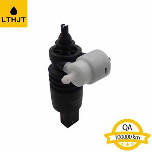 LTHJT OEM 67126938620 Pompe à lave-glace de remplacement neuve pour Benz Classe C Skoda Beetle Audi Q5 <span class=keywords><strong>VW</strong></span> A6 Rover Jetta etc. - Product Image 4
