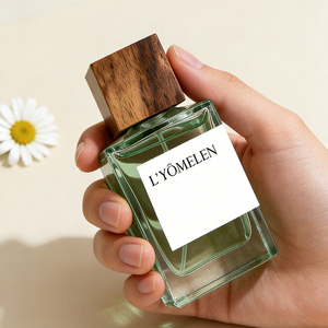 น้ำหอม L'YOMELEN สูตรดั้งเดิมจากฝรั่งเศส กลิ่นดอกไม้หอมติดทนนาน เหมาะสำหรับใช้ทุกวัน กลิ่นหอมแนวฟลอรัลวู้ดดี้ สำหรับทั้งชายและหญิง - Product Image 3