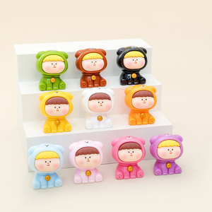 Oso Lilith Adorable estatua de resina 3D DIY accesorios de joyería Animal luminoso Color Real DIY Animal Colorblind adornos amigables - Product Image 6