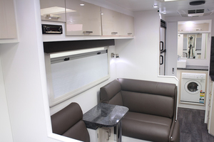 Caravane tout-terrain de 21 pieds, entièrement équipée avec mobilier, design familial, avec auvent manuel, en promotion - Product Image 5