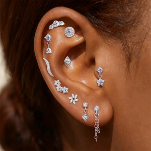 Colgante de Lujo en Forma de Corazón con Borla Floral de Morganita Geométrica Chapada en Rodio de Plata 925, Unisex, con Parte Trasera Plana para Perforación - Product Image 1