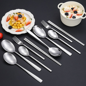 Juego de Cubiertos de Acero Inoxidable 304 Pei Jiale, Cuchara, Tenedor y Palillos con Mango Cuadrado y Grueso, Utensilios de Servicio para el Hogar y Hoteles - Product Image 1