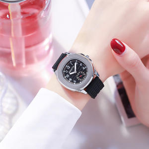 Nuevo Reloj de Cuarzo con Fecha para Hombre - Reloj Multifuncional de Lujo - Product Image 1