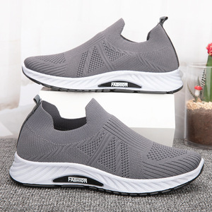Sneakers sportive leggere alla moda da uomo <span class=keywords><strong>scarpe</strong></span> Casual traspiranti antiscivolo per la camminata primaverile che corre in maglia superiore Slip-On - Product Image 6