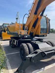 Rueda de Excavadora Hyundai 210-9 Usada con Componentes Principales: Motor, Caja de Cambios, Bomba de Engranajes - Product Image 2