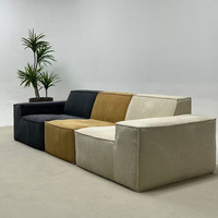 Canapé modulaire en forme de U moderne avec coussins, accoudoirs rembourrés, pieds en bois, revêtement en velours côtelé beige pour salon, design minimaliste