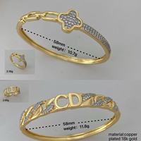 Ensemble de bracelets tendance avec chaîne cubaine, quatre fleurs et zircone, plaqué cuivre or 18 carats, style empilable, vente en gros