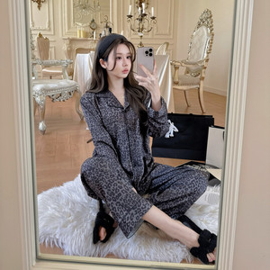 Nuovo <span class=keywords><strong>Pigiama</strong></span> Chic Retrò con Stampa Leopardata per Donna Primavera/Autunno 2026, Set a Maniche Lunghe e Lunghezza Intera, Stile di Alta Gamma - Product Image 4