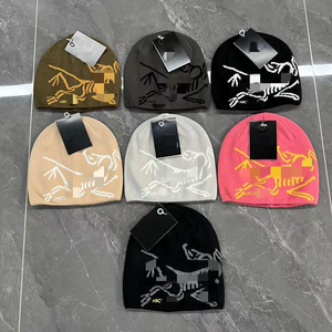 Nouvelle collection automne-hiver 2026 Xunge – Bonnet en laine imprimé numérique chaud et polyvalent, motif maison d'oiseaux, en stock - Product Image 1