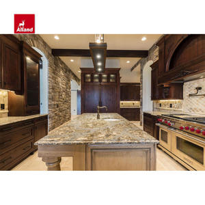 AllandCabinet Factory-Armoires de cuisine classiques nobles personnalisées | Finition teintée en bois massif, panneau secoueur surélevé et encastré - Product Image 4