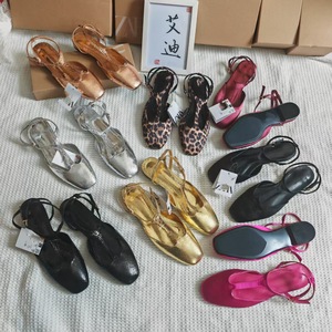 Sandali piatti da <span class=keywords><strong>donna</strong></span> Z Factory Golden Baotou, sexy e alla moda, con cinturino posteriore scavato, <span class=keywords><strong>scarpe</strong></span> estive da esterno, all'ingrosso - Product Image 2