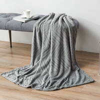 Couverture en flanelle tricotée de qualité supérieure, couverture en polaire douce à motifs 3D, literie de luxe en peluche, couverture chaude en microfibre 320GSM