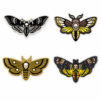 Ensemble de conception imaginative magique mal et tête de mort noire Hawk Moth Broches en émail en alliage de zinc nickelé Broche artisanale en métal