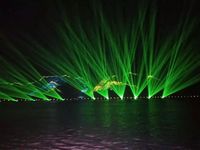 Proyector Láser para Montaña con Tecnología Patentada CE ROHS DMX512, Control Láser para Cascadas, Exhibición Nocturna Turística