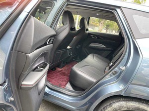 Changan <span class=keywords><strong>Auchan</strong></span> Z6 fabriqué en Chine pas cher voiture d'occasion essence caméra arrière toit ouvrant panoramique siège électrique transmission automatique 1.5T - Product Image 3
