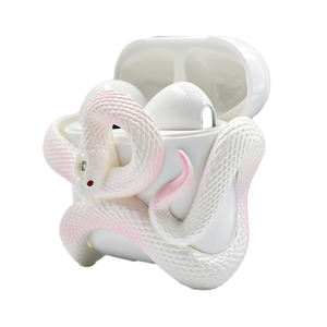 Funda Protectora para Auriculares de Alta Calidad, Diseño 3D Único, Hueca, con Revestimiento de Serpiente, Resistente a Golpes, para Airpods y Airpods Pro - Product Image 1