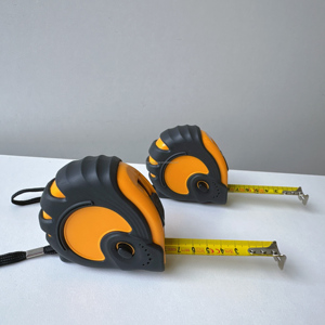 Cinta Métrica de Acero KEMING de 5 Metros con 3 Botones de Parada, Empuñadura de Goma, Escala Métrica y en Pulgadas, y Soporte para Personalizar con su Logotipo - Product Image 3