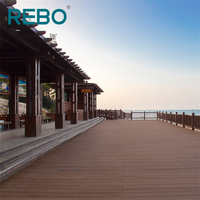 Plancher de terrasse en composite de bambou d'extérieur, style populaire, installation facile, antidérapant et imperméable pour parcs