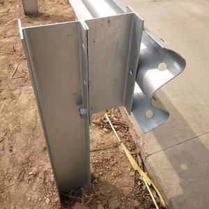 Heavy-Duty Q235B Q355B barriere stradali in acciaio zincato a caldo prezzi di fabbrica Guard Rail sicurezza stradale Guardrail - Product Image 4