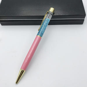 ปากกาลูกลื่นพีวีซีแบบกำหนดเองโลโก้ได้หลากหลายสี - Product Image 2